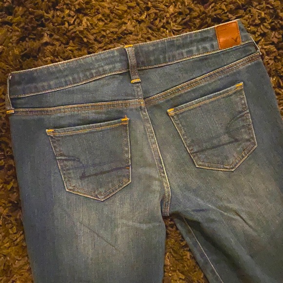 Two Pair Of American Eagle Jeans In Size 4 Regular - Picture 8 of 10